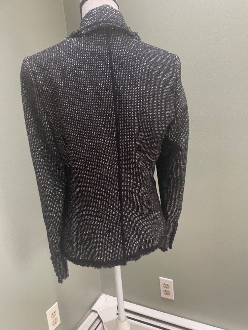 Veronica Beard Black Tweed Double-Breasted Blazer - Picture 8 of 8